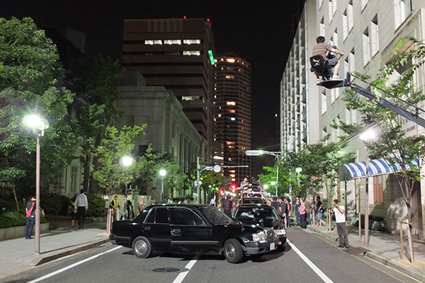 『ゲノムハザード　ある天才科学者の5日間』前町通にて