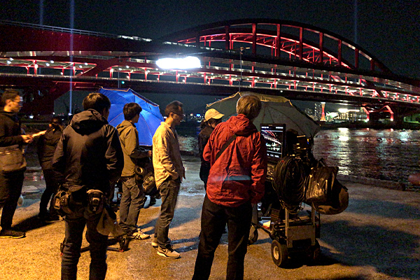 『轢き逃げ　最高の最悪な日』ポートアイランドの桟橋にて